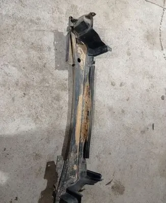 Volvo S60 Front bumper skid plate/under tray 09484067