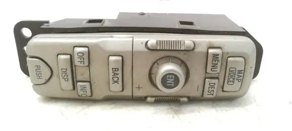 Toyota Avensis T250 Head unit multimedia control 8682520010 H95043668 CYHS6200A