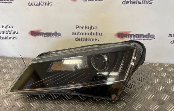 Skoda Superb B8 (3V) Headlight/headlamp 3V1941015B