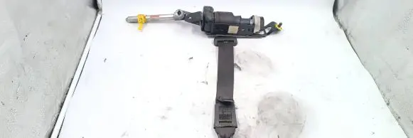 Volvo XC70 Front seatbelt 30662994