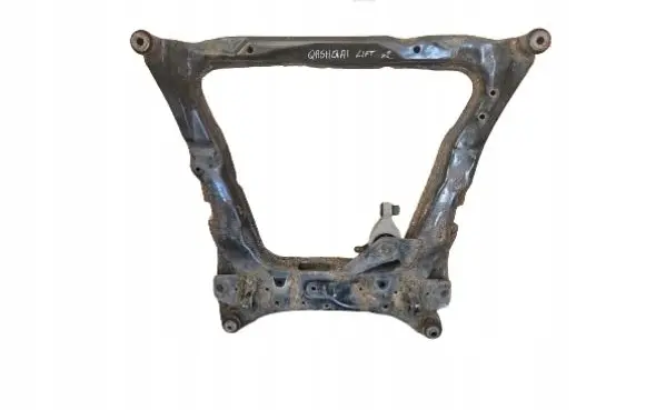 Nissan Qashqai Engine mounting bracket