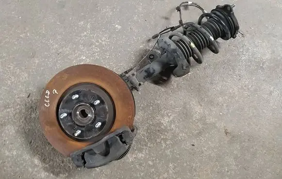 KIA Ceed Front wheel hub spindle knuckle