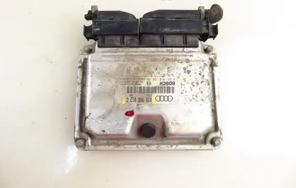 Audi A3 S3 8L Engine control unit/module 0281010122 038906012C