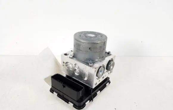 Mercedes-Benz C W205 ABS Pump A2539011600