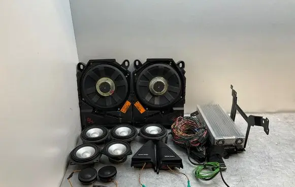 BMW 3 E92 E93 Audio system kit 9218086 6945412 9144203