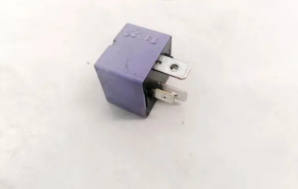 Renault Scenic I Other relay 12V50A03525