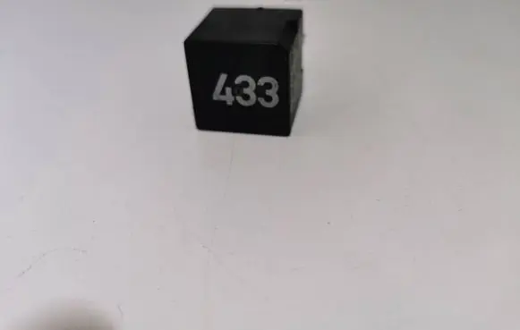 Skoda Octavia Mk2 (1Z) Other relay 3D0951253A 14150000 PA66GF30
