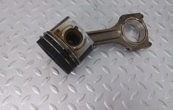 BMW 5 GT F07 Piston with connecting rod 11248508023 11257805329 8508023