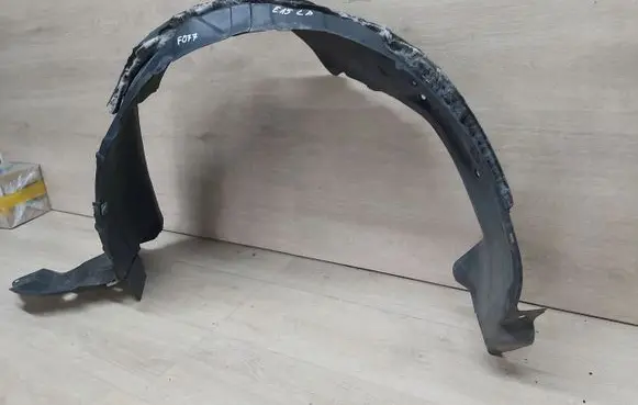 Toyota Corolla E120 E130 Front arch 