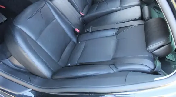 BMW 7 F01 F02 F03 F04 Second row seats 