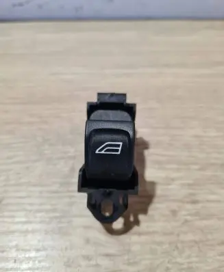 Volvo V70 Electric window control switch 30773272