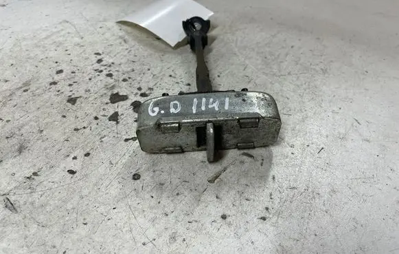 Toyota Auris 150 Rear door check strap stopper