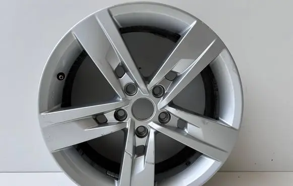 Seat Leon (5F) R17 alloy rim 5F0601025T