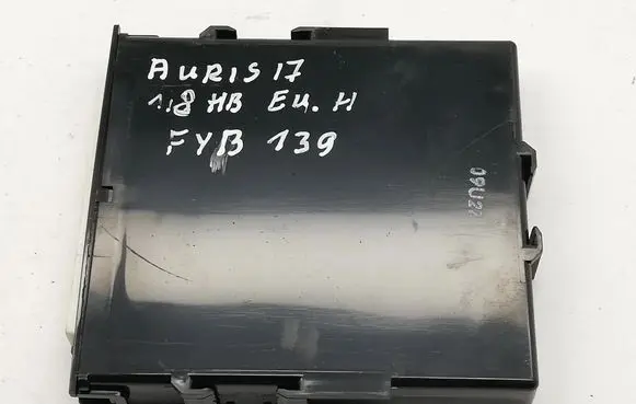 Toyota Auris E180 Keyless (KESSY) go control unit/module 8999002360