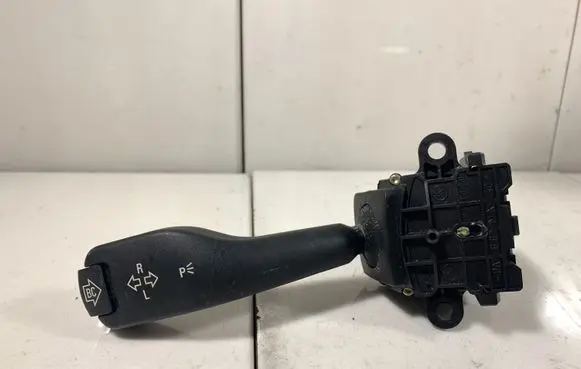 BMW 5 E39 Indicator stalk 8363668M
