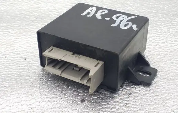 Audi A8 S8 D2 4D Wing mirror control module 5DS005617 4A0907445A