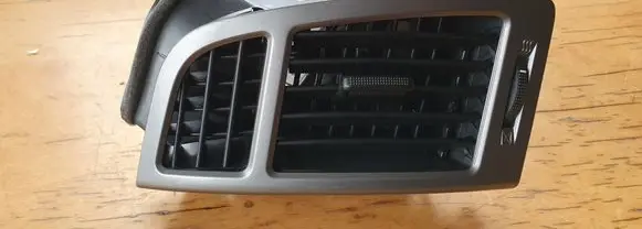 Hyundai i20 (PB PBT) Dashboard side air vent grill/cover trim 974601J010 974601J000