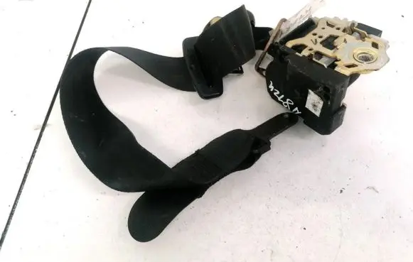 Ford Mondeo Mk III Front seatbelt 1S71F6129 33012178