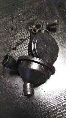 BMW 1 E81 E87 Breather/breather pipe/hose 7503519