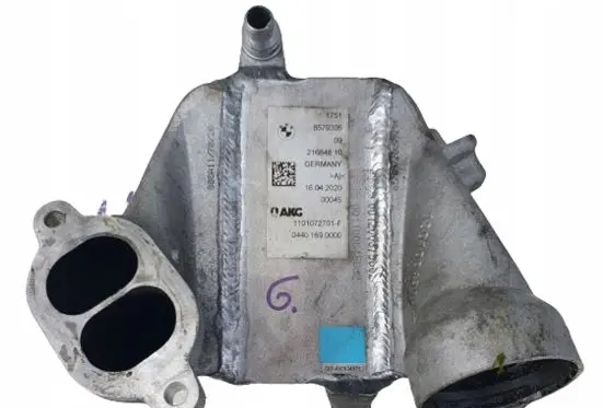 BMW 5 G30 G31 Intercooler radiator 8579306