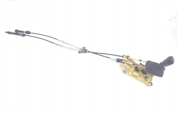 Volvo C30 Gear shift cable linkage 30787906