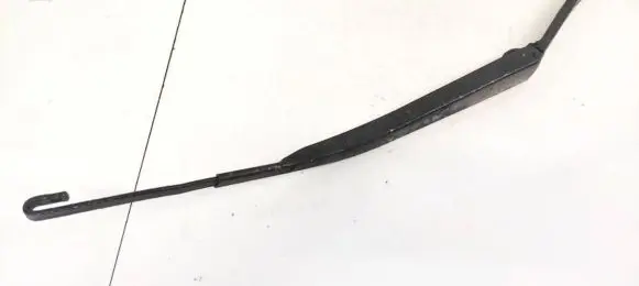 Hyundai Sonata Front wiper blade arm