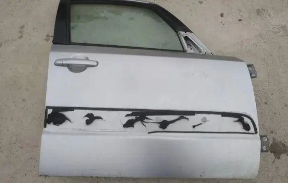 Suzuki SX4 Front door pilkos
