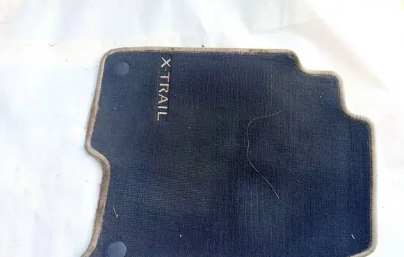 Nissan X-Trail T30 Front floor carpet liner 