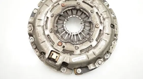 Hyundai i40 Pressure plate HDC132