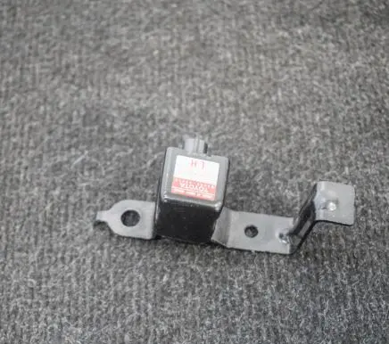 Lexus RX 450H Airbag deployment crash/impact sensor