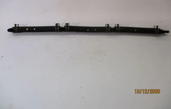 Isuzu D-Max Fuel return line/hose 4JJ1