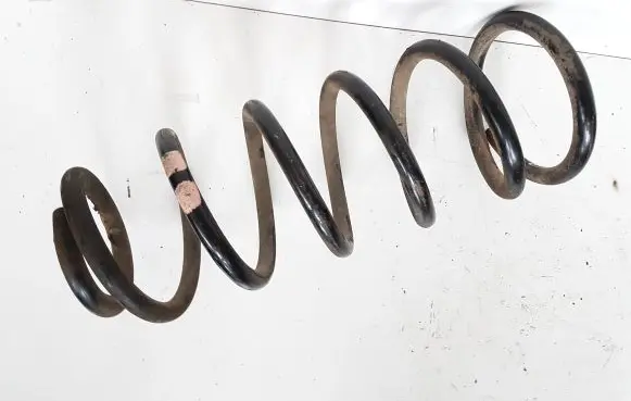 Nissan Navara D23 Rear coil spring 550204KN7A