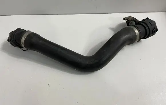 BMW 5 E60 E61 Engine coolant pipe/hose 7789722