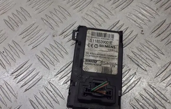 Renault Scenic II - Grand scenic II Ignition key/card 8200074331A