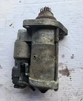Skoda Octavia Mk3 (5E) Starter motor 02Z911024L