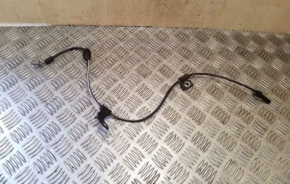 Subaru Forester SH ABS brake wheel speed sensor 27540AG10
