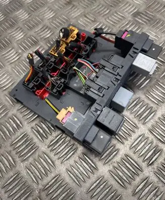 Volkswagen PASSAT B6 Comfort/convenience module 3C8937049E H54S2602 F005V00745