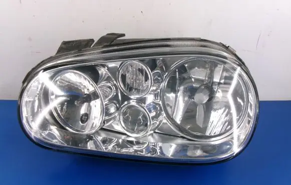Volkswagen Golf IV Headlight/headlamp