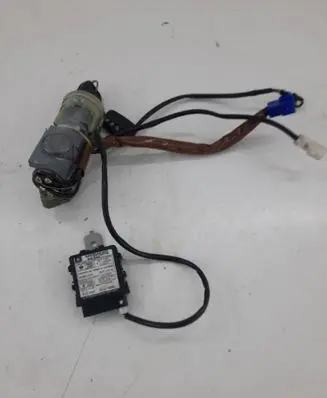 Subaru Forester SF Ignition lock 88215AE010 X1T25571