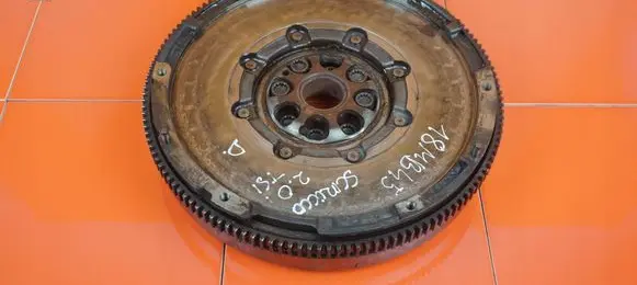 Volkswagen Scirocco Dual mass flywheel 06J105266H 18MB45
