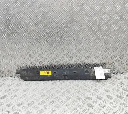 BMW i3 Radiator trim 7600543 7616022