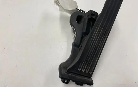 Audi A3 S3 8P Accelerator throttle pedal 1K1721503F