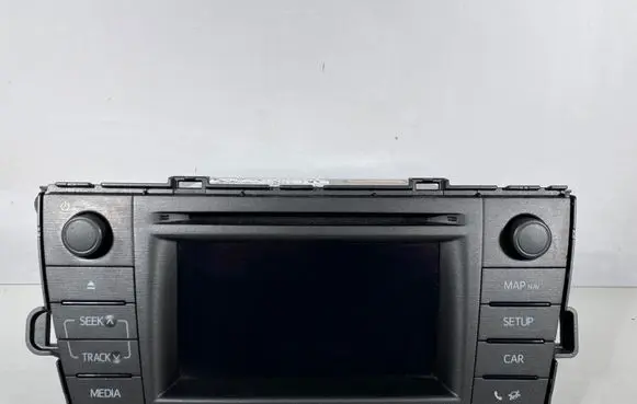 Toyota Prius (XW30) Radio/CD/DVD/GPS head unit 8614047110 CVVS01F24D 5068C5