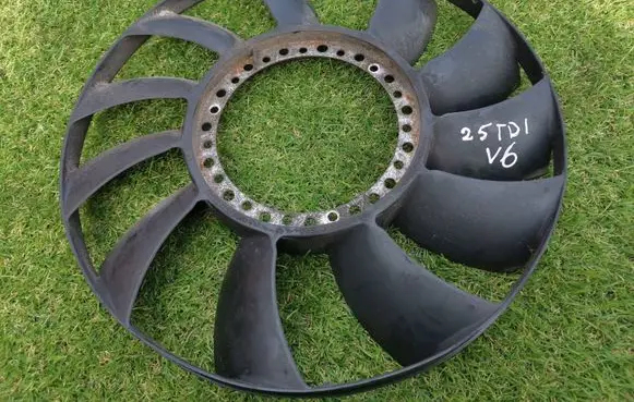 Audi A4 S4 B6 8E 8H Fan impeller 059121301A