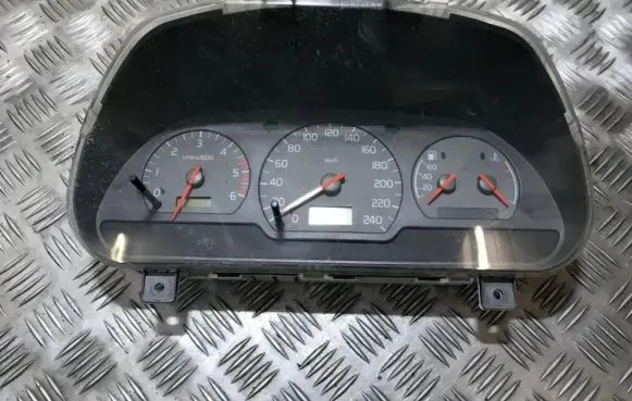 Volvo S40, V40 Speedometer (instrument cluster) 431431b 43-1431-b