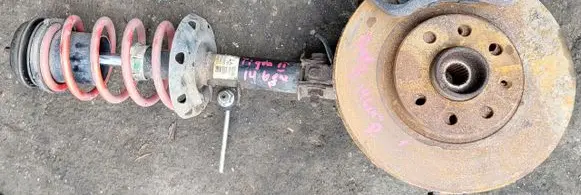 Opel Tigra B Front wheel hub spindle knuckle