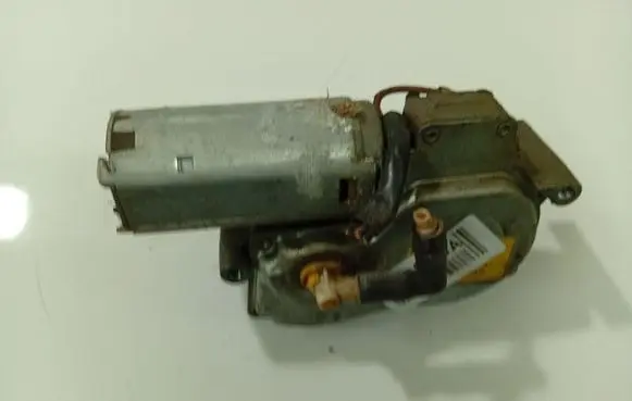 Volkswagen PASSAT B4 Rear window wiper motor 3A9955713