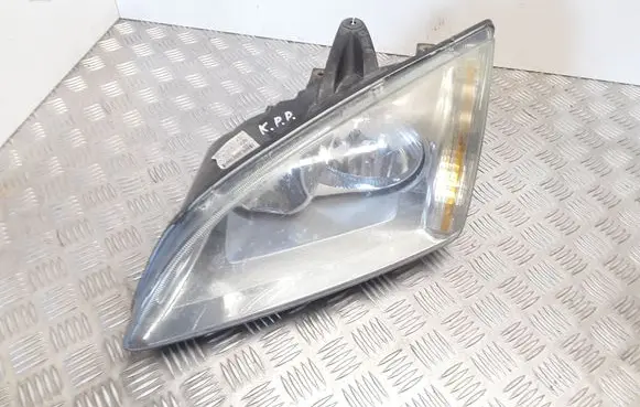 Ford Focus Headlight/headlamp