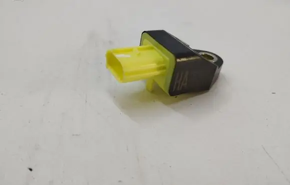Toyota RAV 4 (XA40) Airbag deployment crash/impact sensor 8983112030
