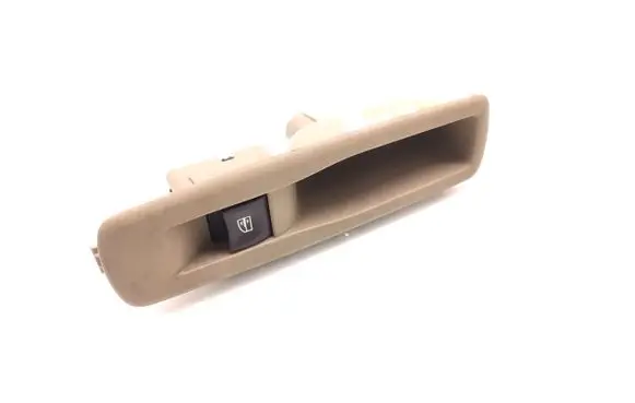 Renault Megane III Electric window control switch 829500004R
